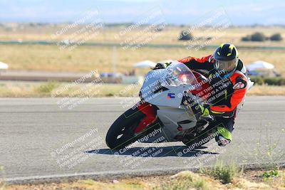 media/Oct-15-2023-TrackXperience (Sun) [[85198ff50b]]/Group 2/session 4 turn 3/